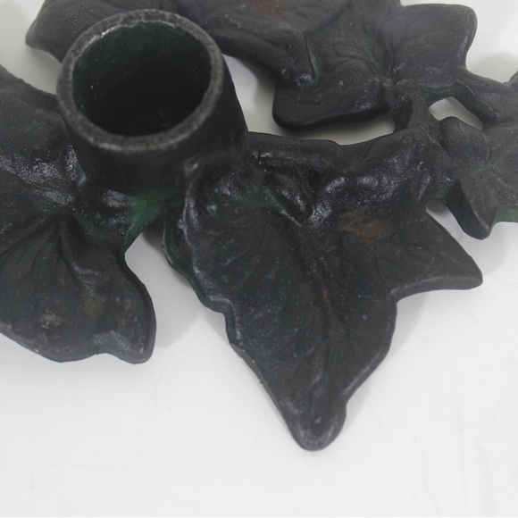Vintage Black Cast Iron Ivy Leaf Candle Holders, a Pair - Picture 4 of 8